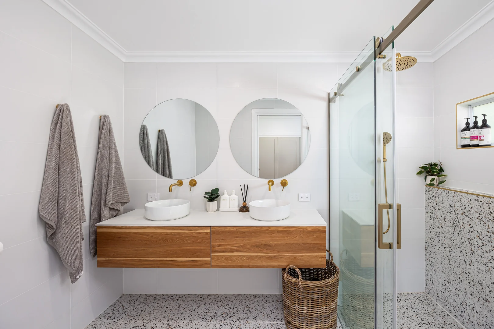 Additional image 7 of 2 Charleville Road, Turvey Park NSW 2650