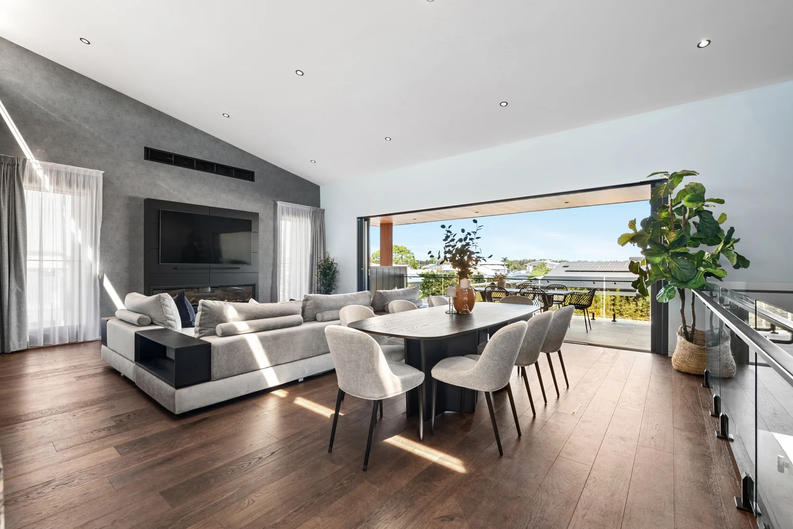 Additional image 4 of 1/98 Marks Point Road, Marks Point NSW 2280