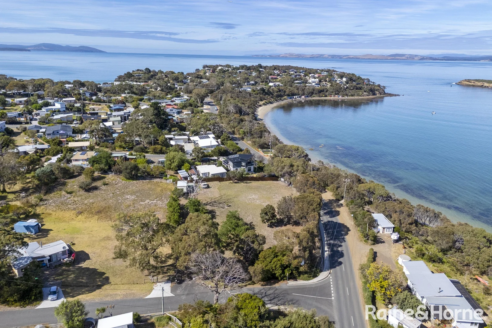 Additional image 21 of 102 Carlton Beach Road, Dodges Ferry TAS 7173