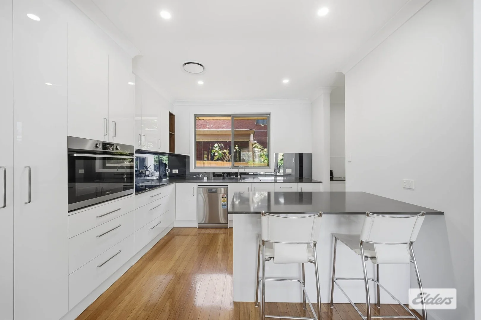 17 Cowan Road, Taree NSW 2430