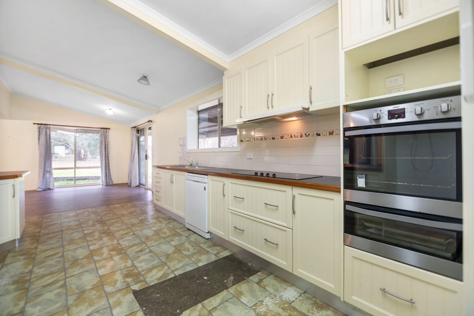 Additional image 5 of 160 Olivers Road, Lucknow VIC 3875