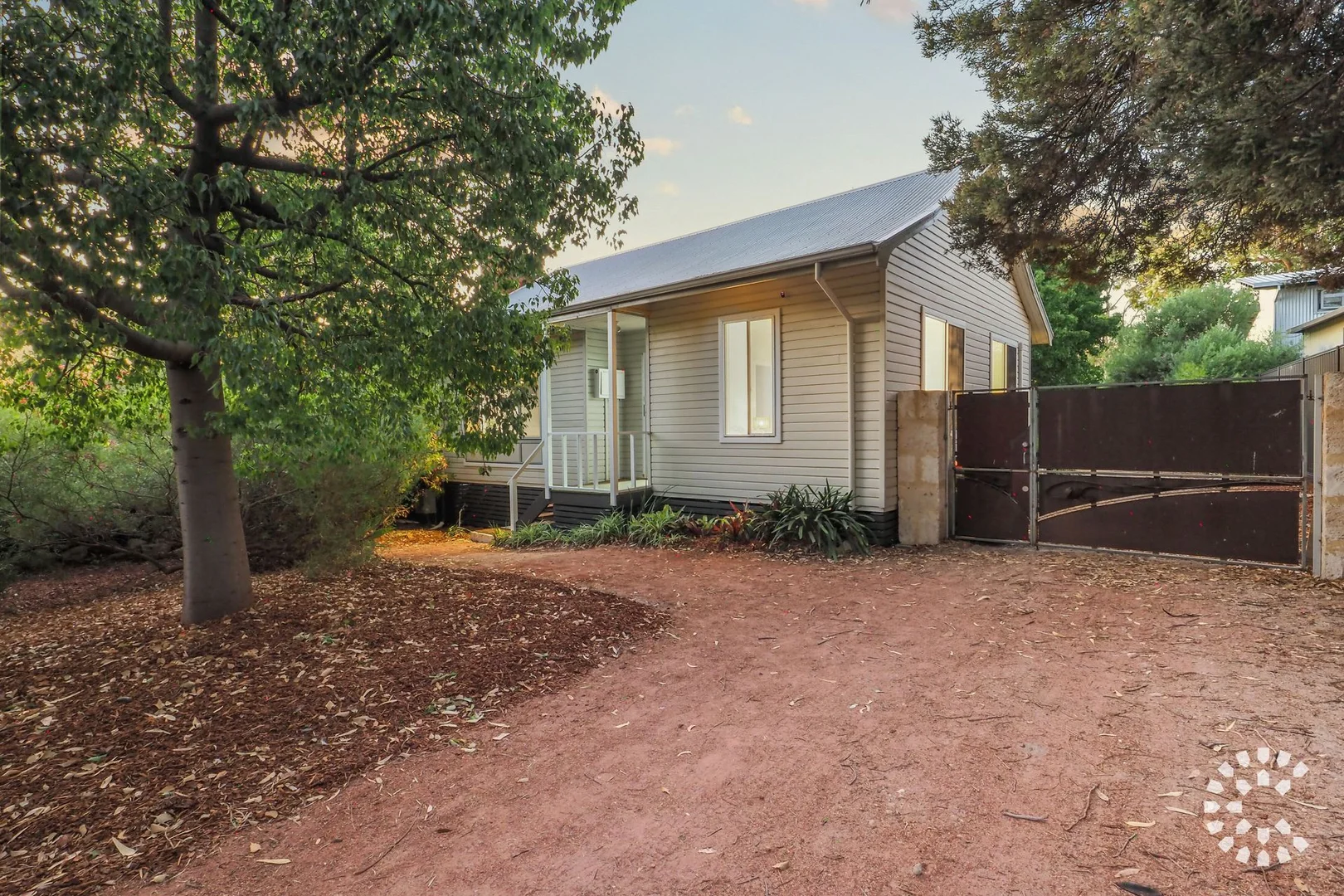 Additional image 24 of 38 Snook Crescent, Hilton WA 6163