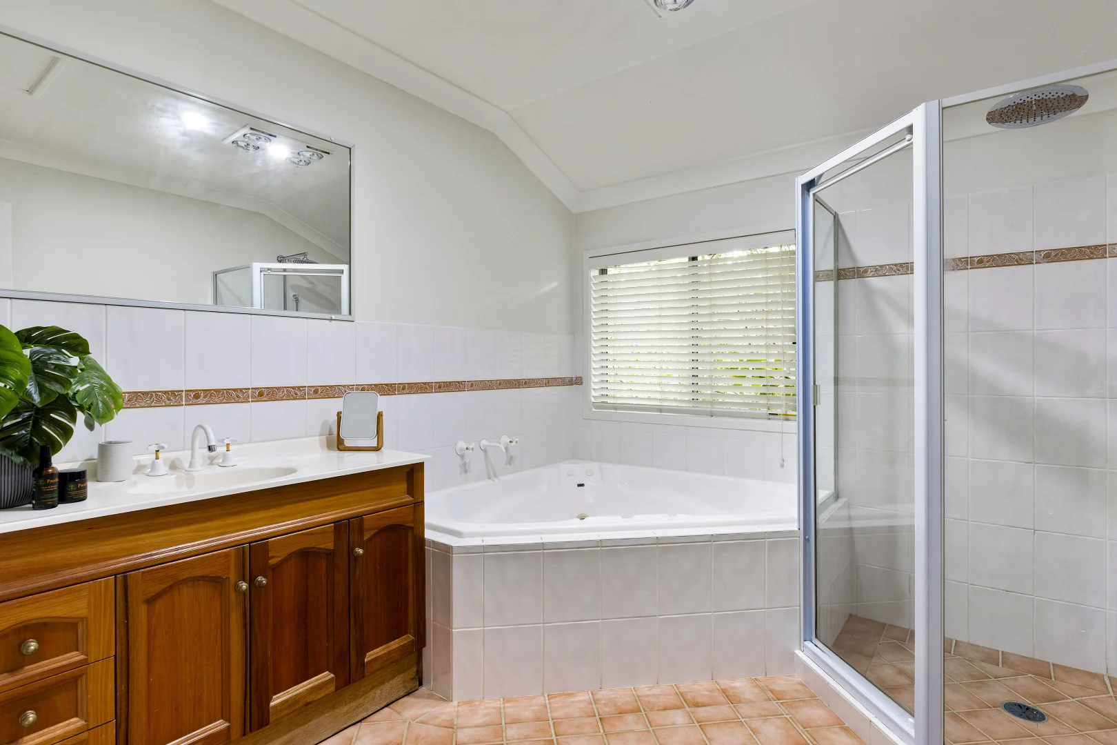 Additional image 13 of 66A Genevieve Road, Bullaburra NSW 2784