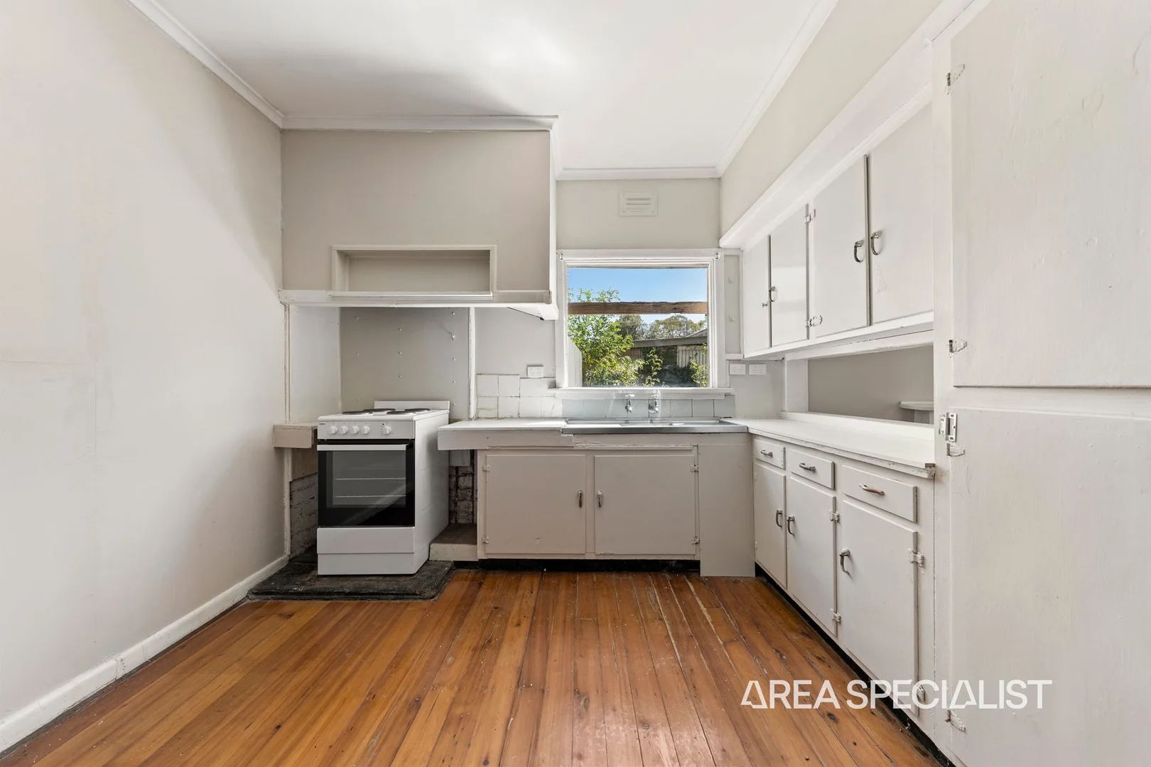 Additional image 8 of 2 Sybella Avenue, Koo Wee Rup VIC 3981