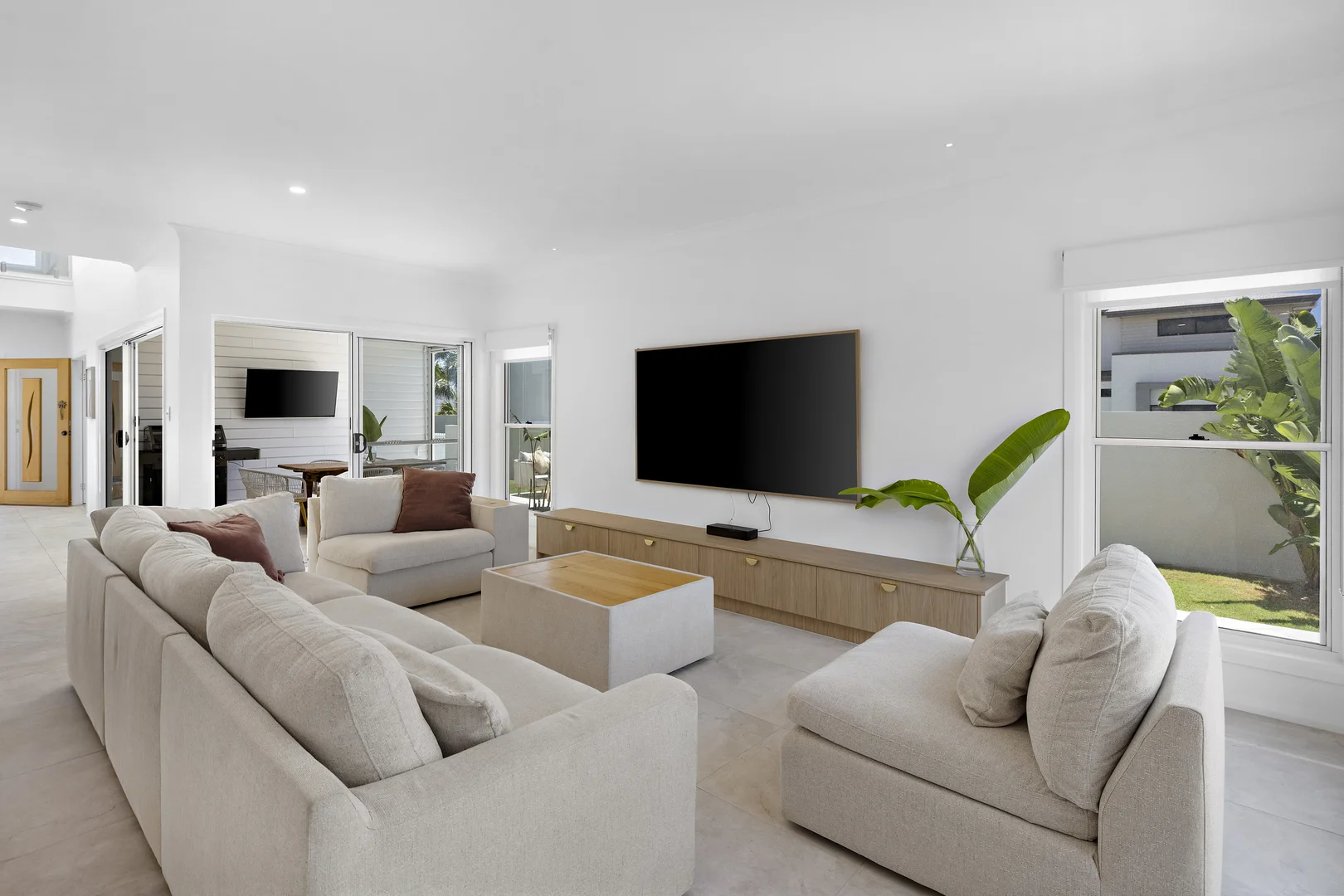 Additional image 9 of 1 Winch Close, Raby Bay QLD 4163