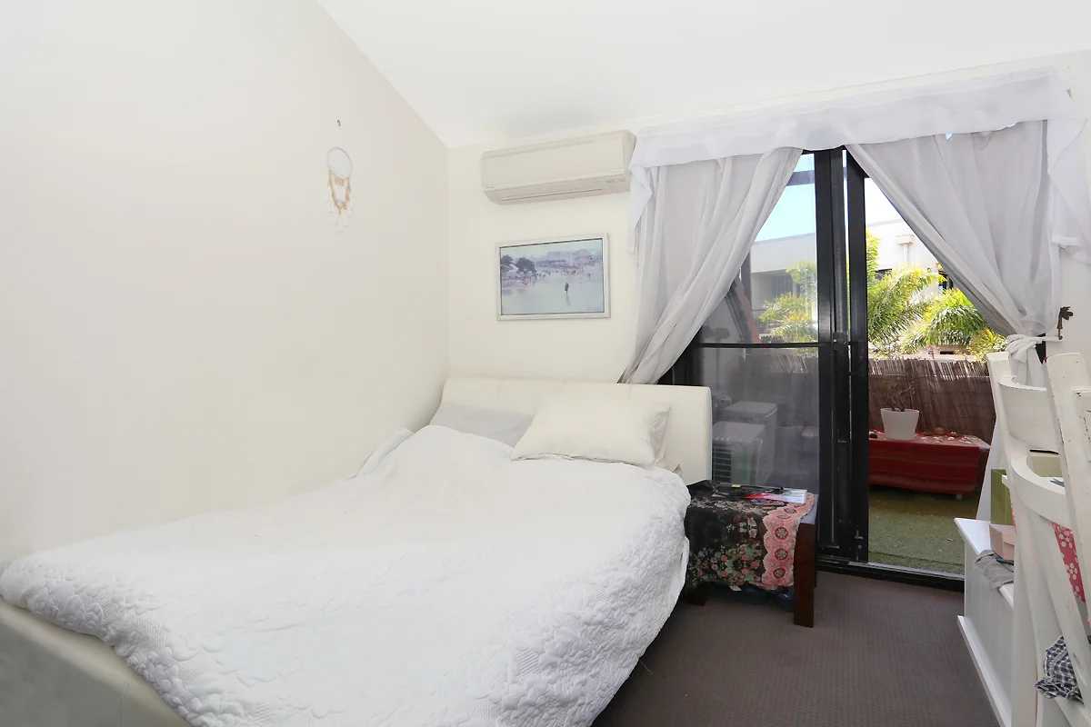 Additional image 9 of E39/1 GREAT HALL DRIVE, Miami QLD 4220