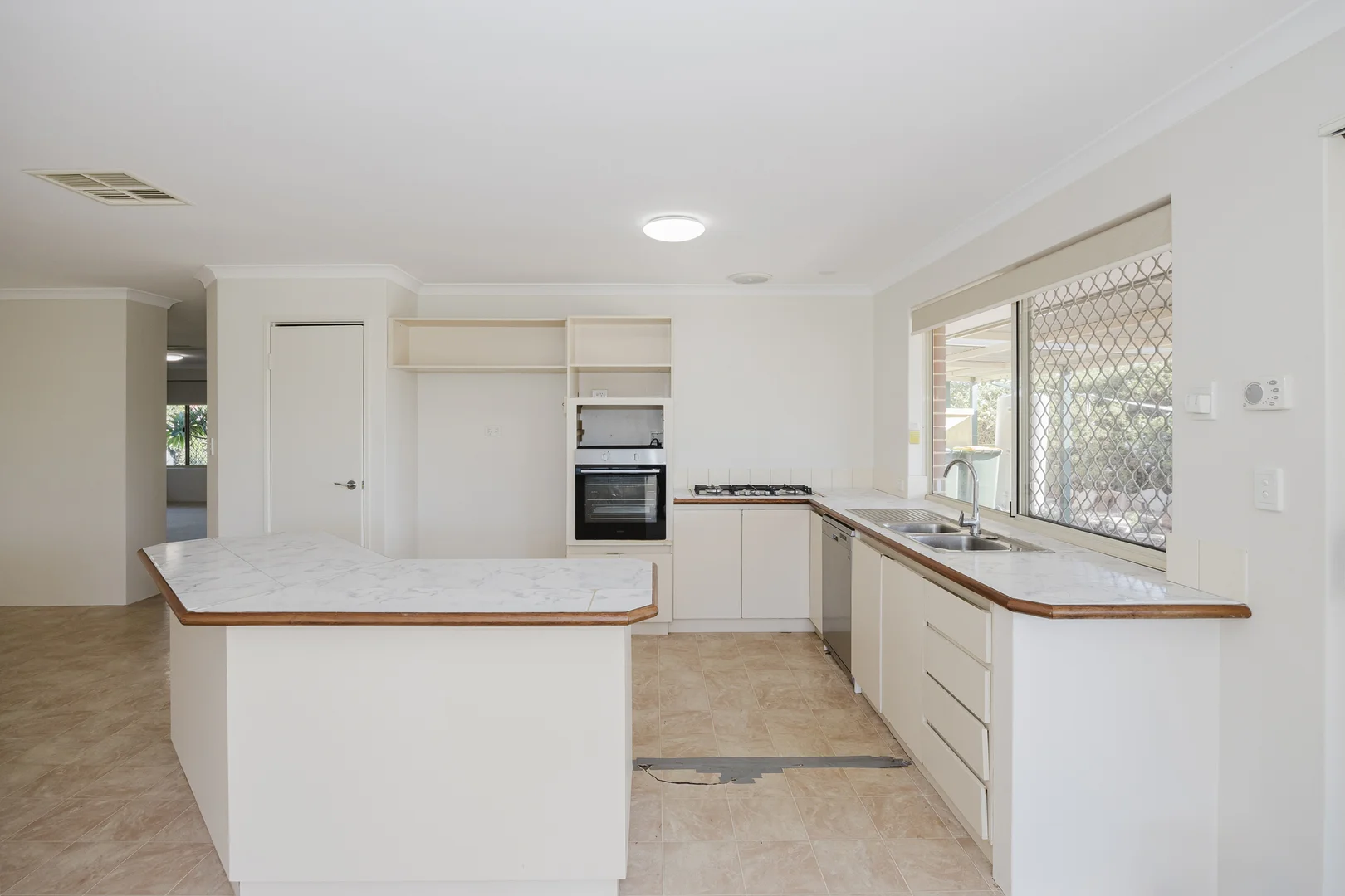 Additional image 14 of 1 Mousehole Crescent, Yanchep WA 6035