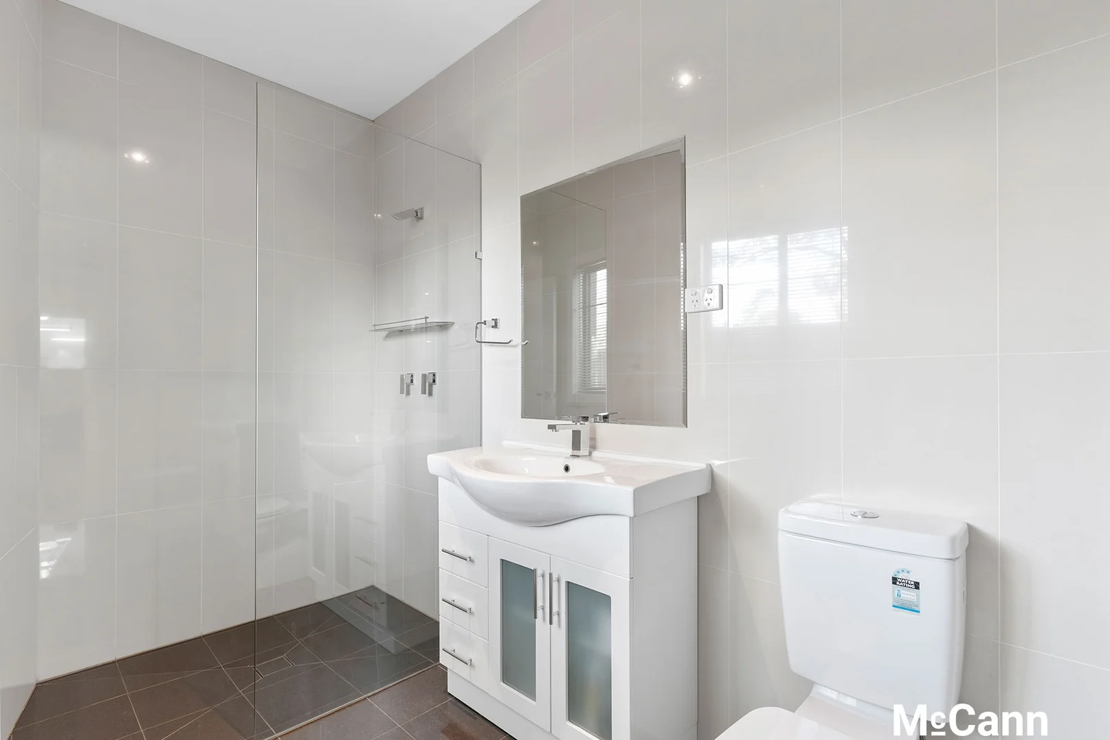 Additional image 25 of 8 Ey Place, Kambah ACT 2902