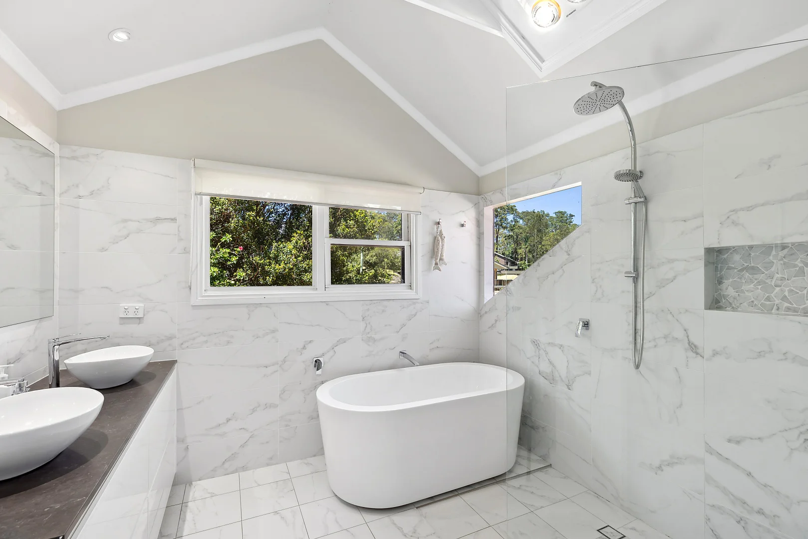 Additional image 9 of 287A Avoca Drive, Green Point NSW 2251