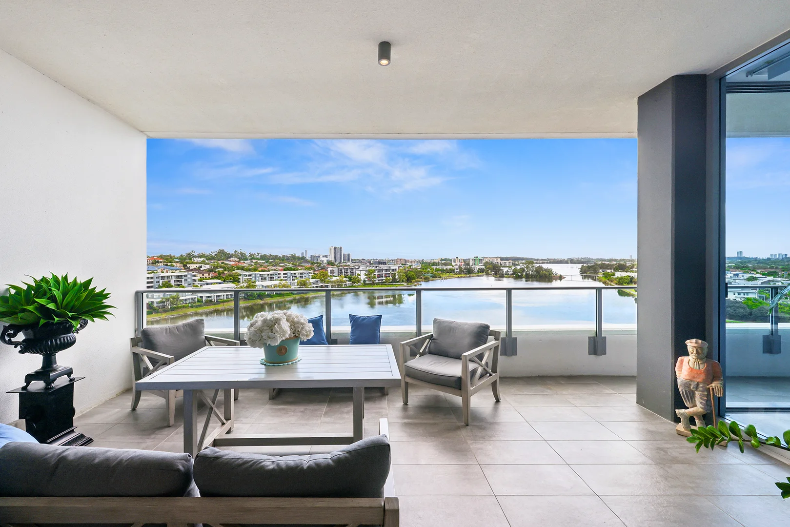 Additional image 3 of 1710/397 Christine Avenue, Varsity Lakes QLD 4227