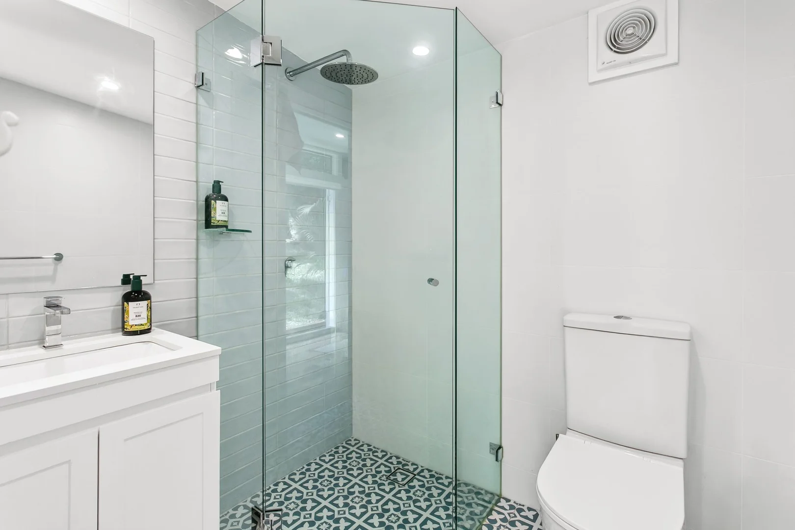 Additional image 12 of 96 Rickard Road, North Narrabeen NSW 2101