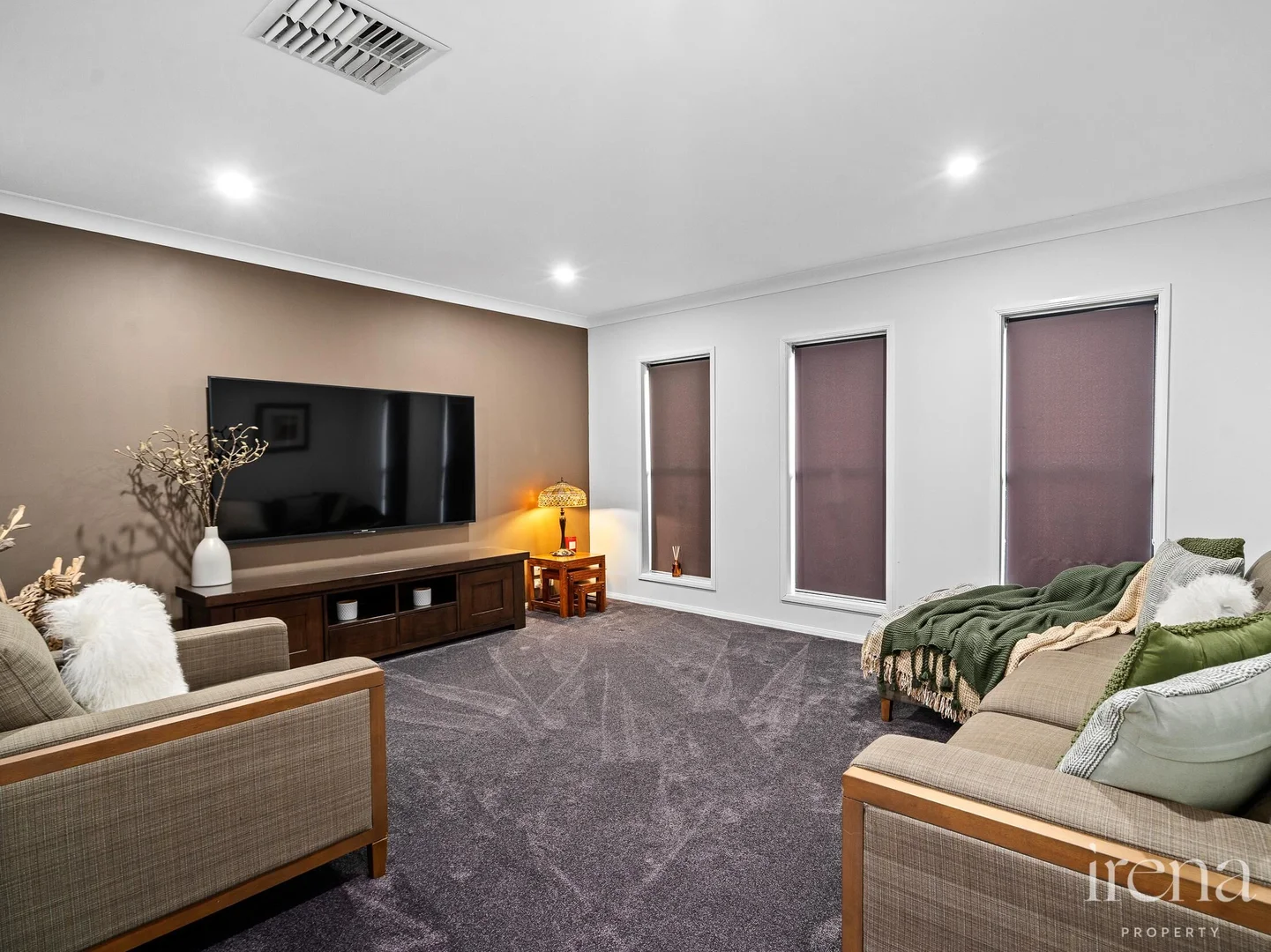 Additional image 8 of 31-33 Oakview Circuit, Brookwater QLD 4300