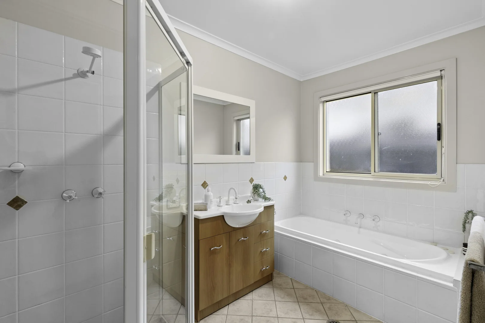 Additional image 22 of 13 Colverwell Crescent, Jerrabomberra NSW 2619