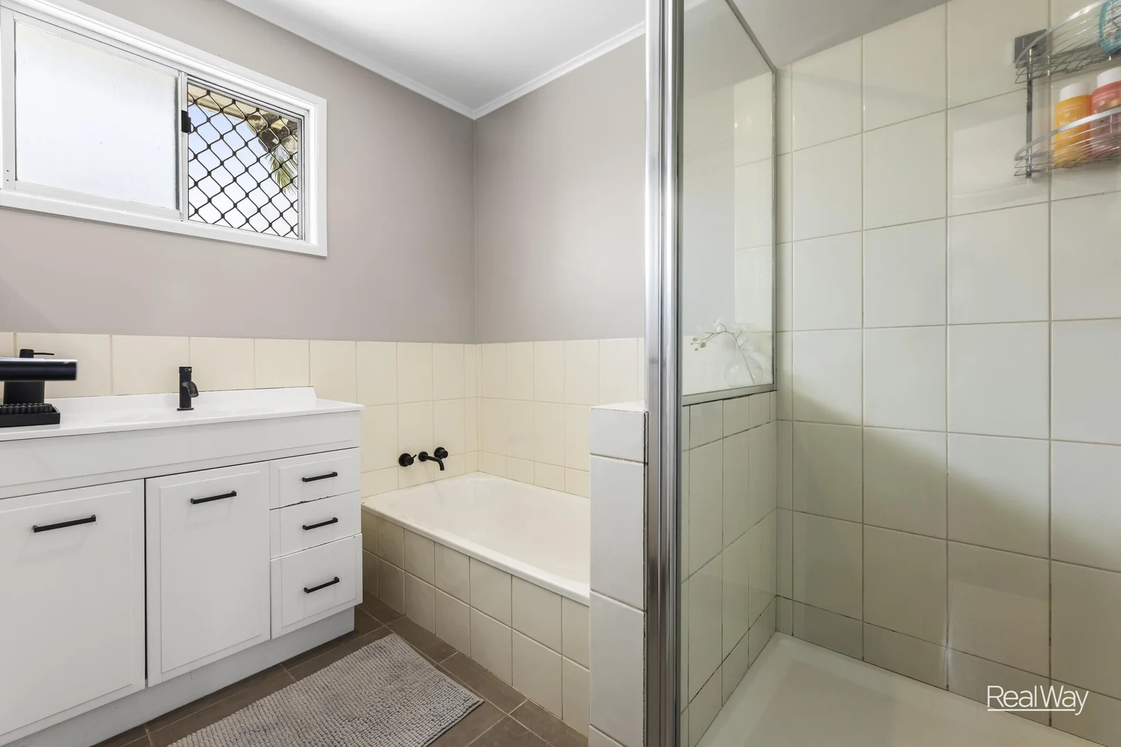 Additional image 8 of 14 McFarlane Street, Wilsonton QLD 4350