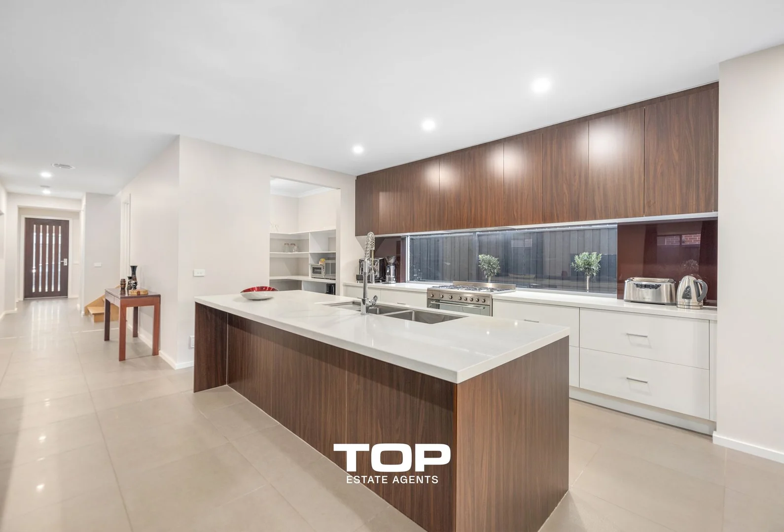 Additional image 8 of 10 Springleaf Avenue, Clyde North VIC 3978