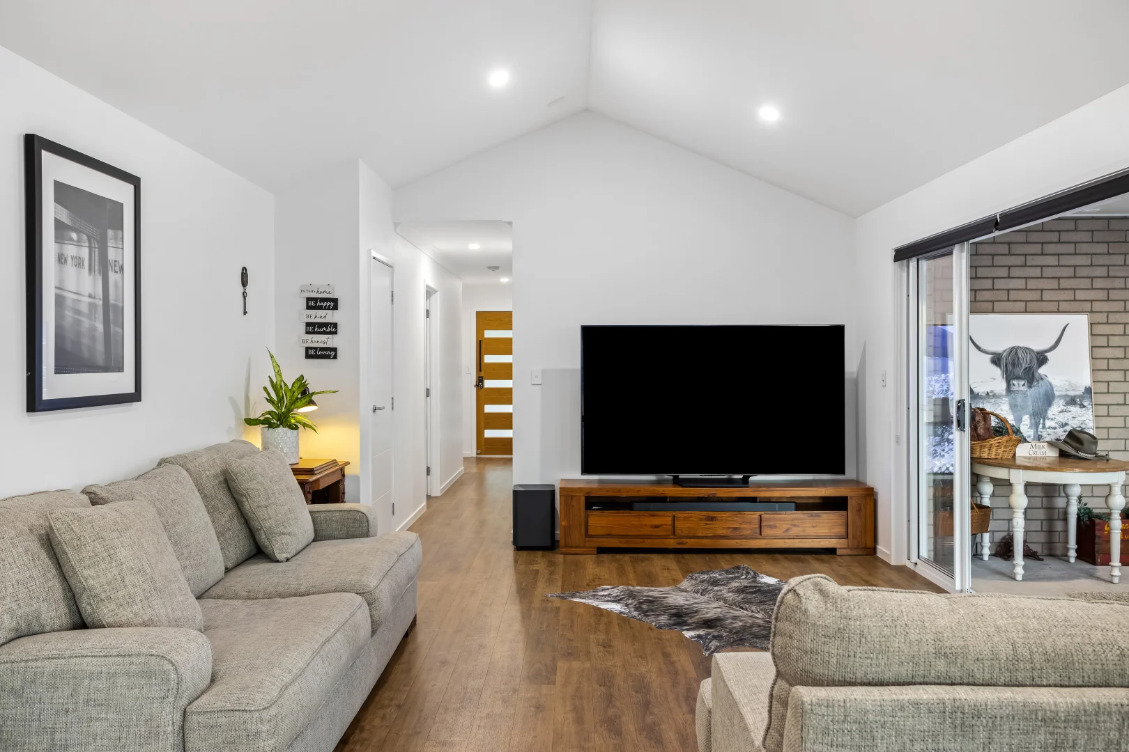 Additional image 10 of 6 Saintly Crescent, Beaudesert QLD 4285