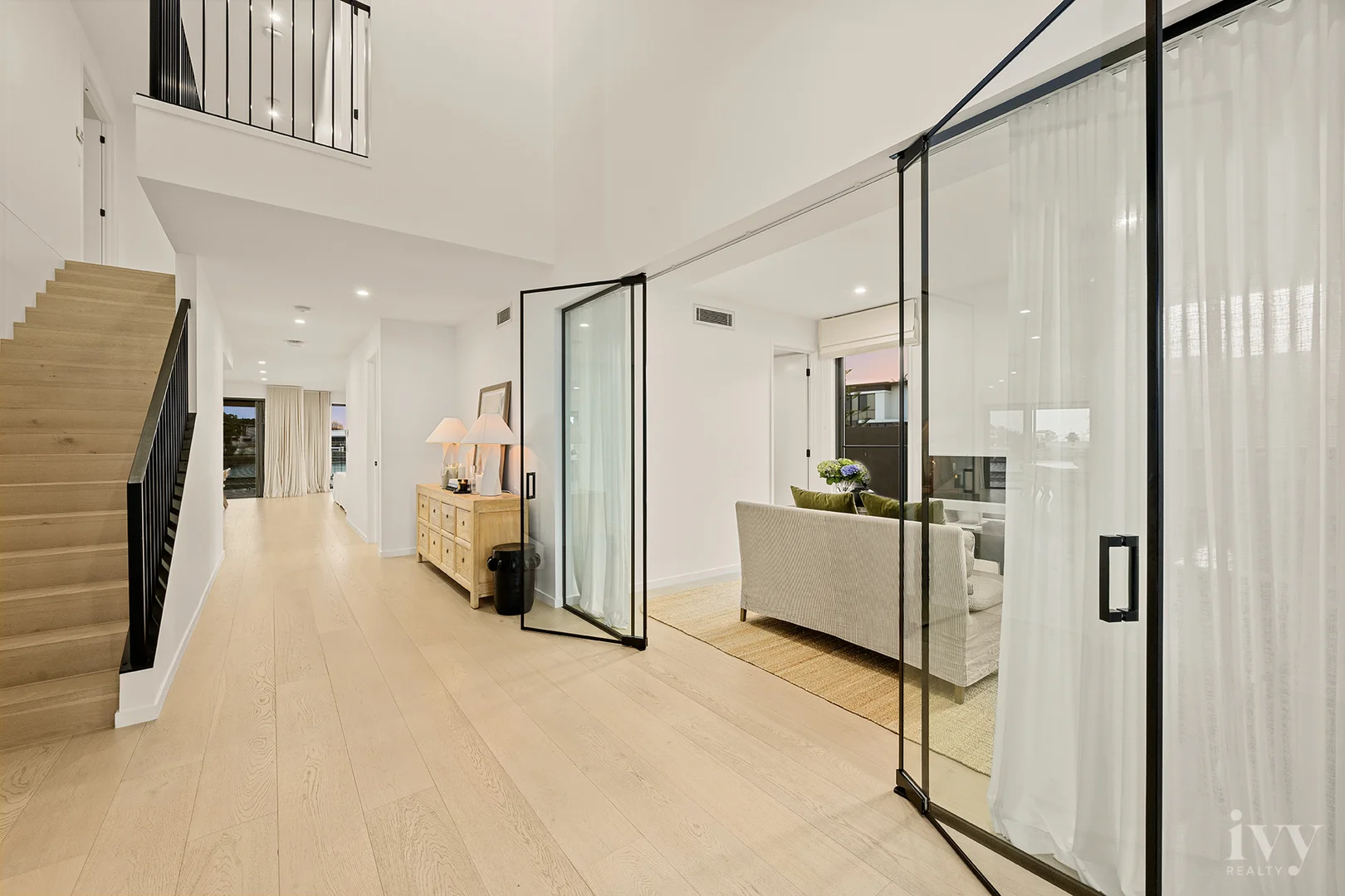 Additional image 5 of 1048 Edgecliff Place, Sanctuary Cove QLD 4212