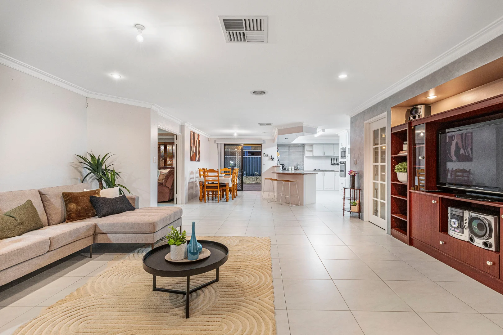 Additional image 11 of 10 Madderson Road, High Wycombe WA 6057