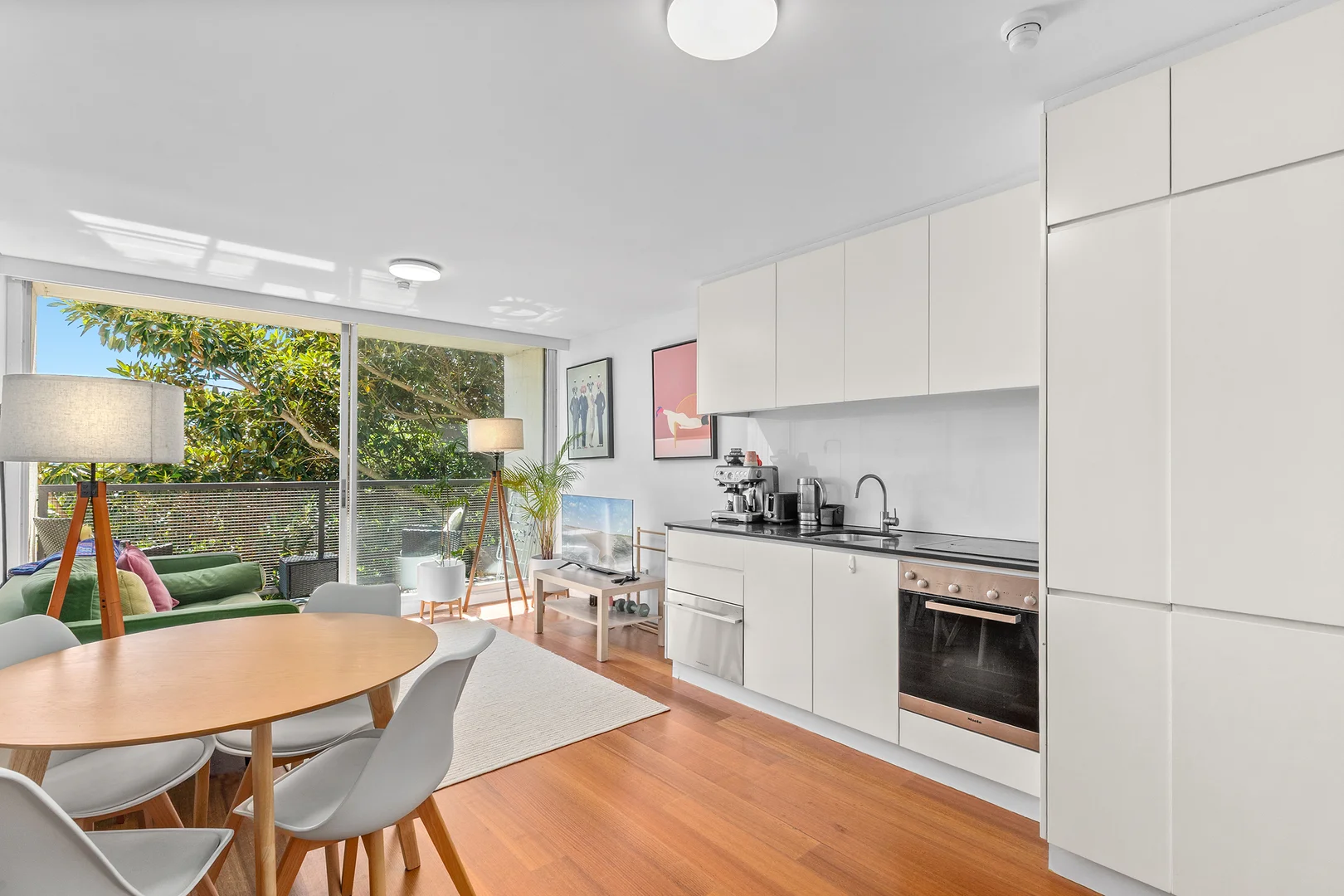 Additional image 3 of 64/50 Roslyn Gardens, Elizabeth Bay NSW 2011