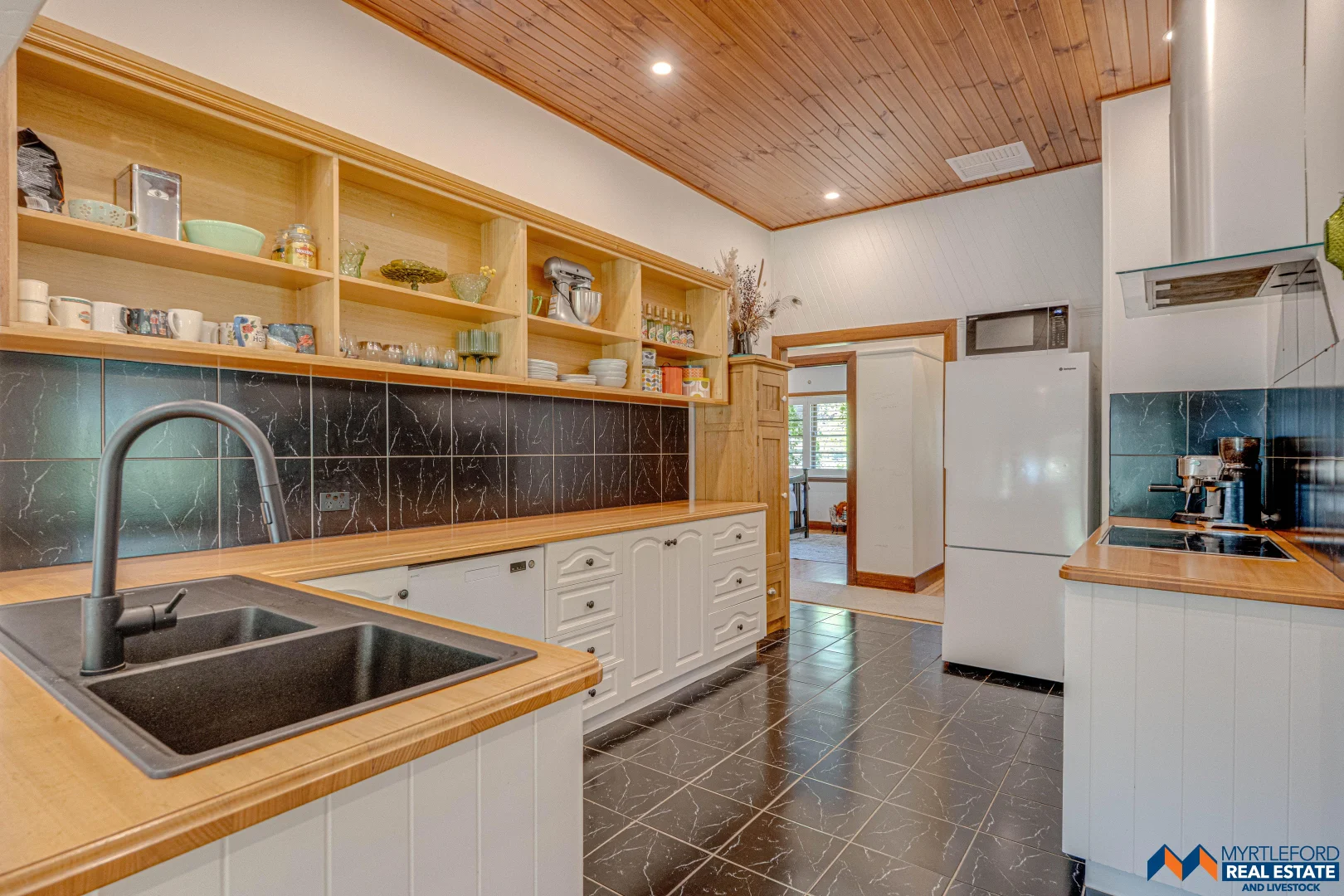 Additional image 7 of 19 O'Donnell Avenue, Myrtleford VIC 3737