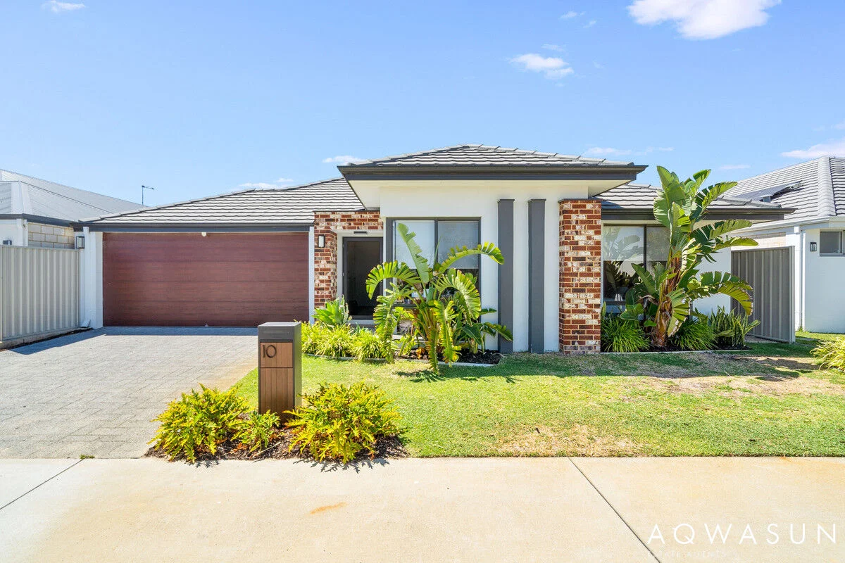 10 Loveday Way, Golden Bay WA 6174