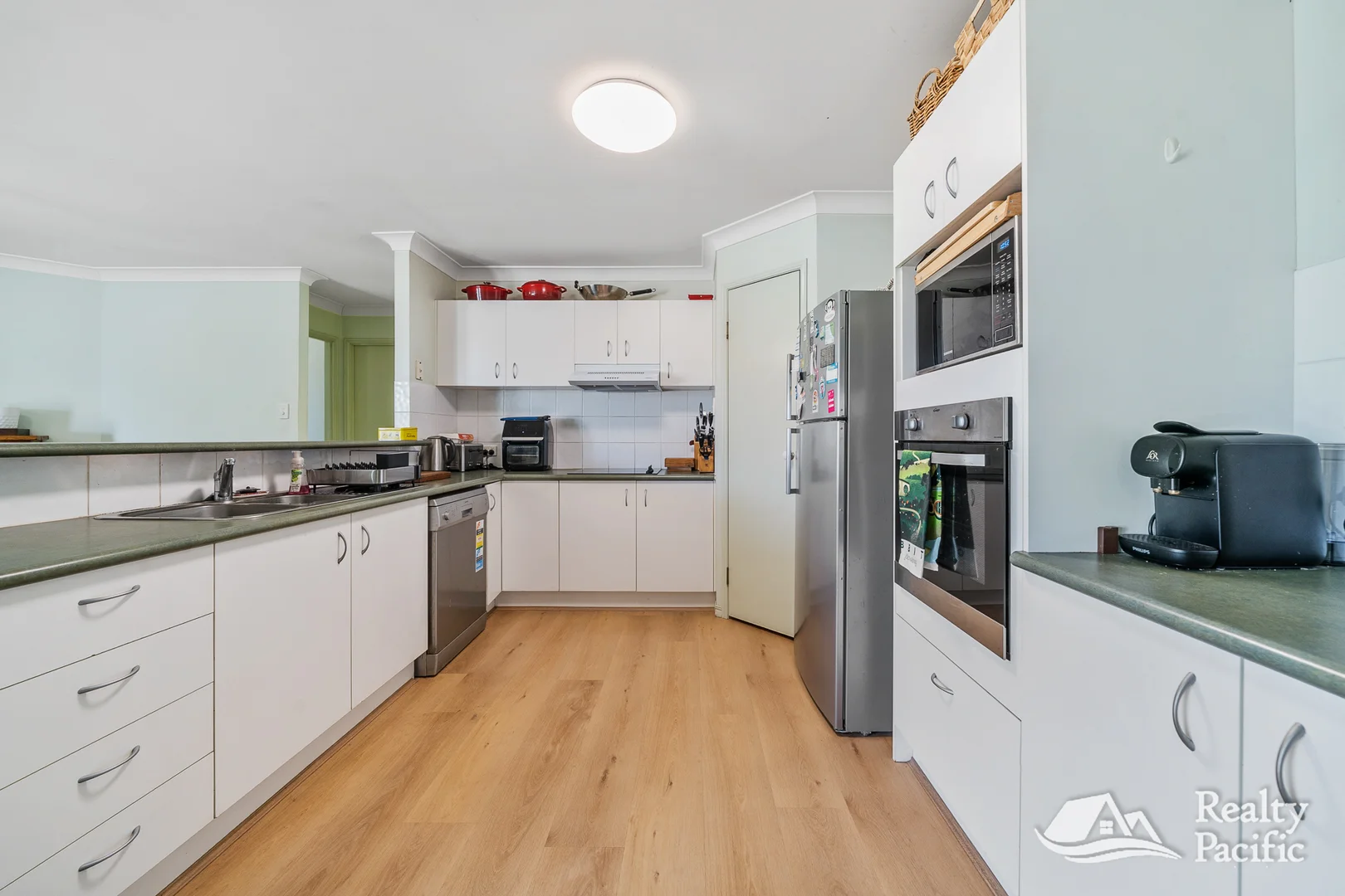 Additional image 5 of 11 Appleton St, Carindale QLD 4152