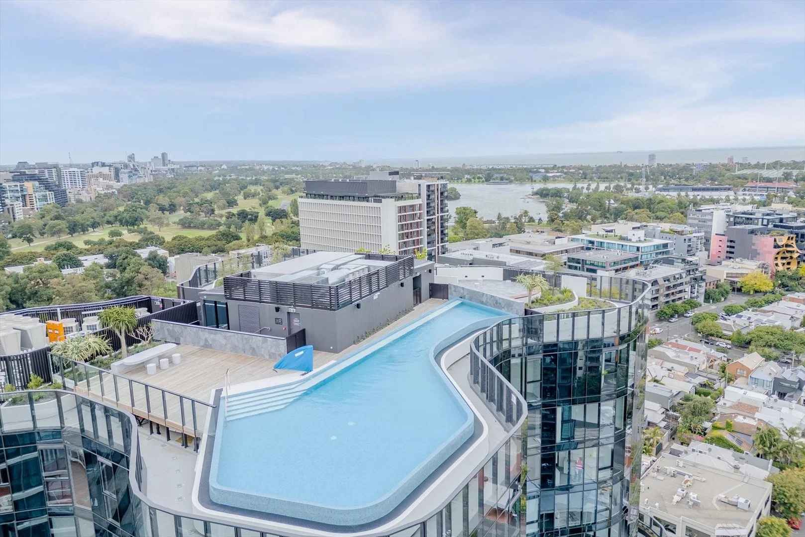 Additional image 2 of 1507/1-13 Cobden Street, South Melbourne VIC 3205