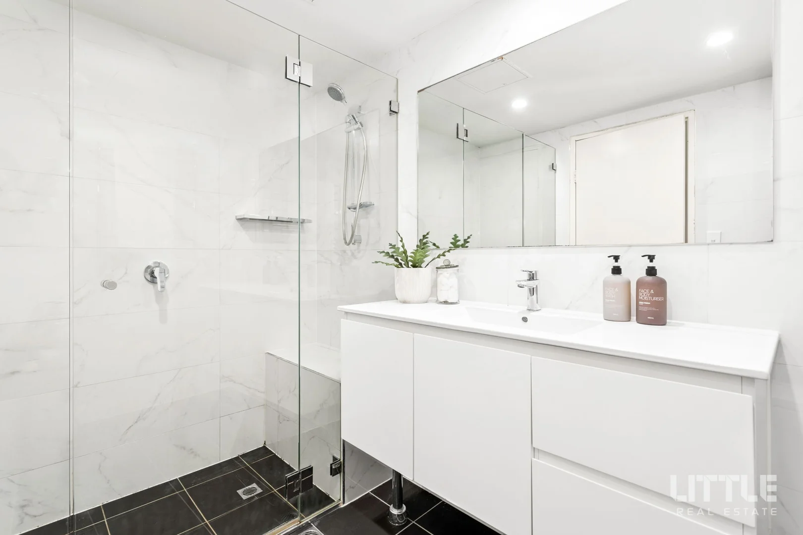 Additional image 5 of 906/4 Broughton Road, Artarmon NSW 2064