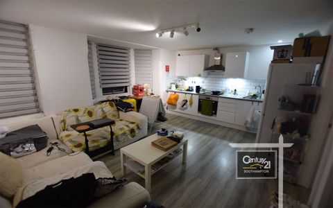 |Ref: R153543|, High Road, Southampton SO16