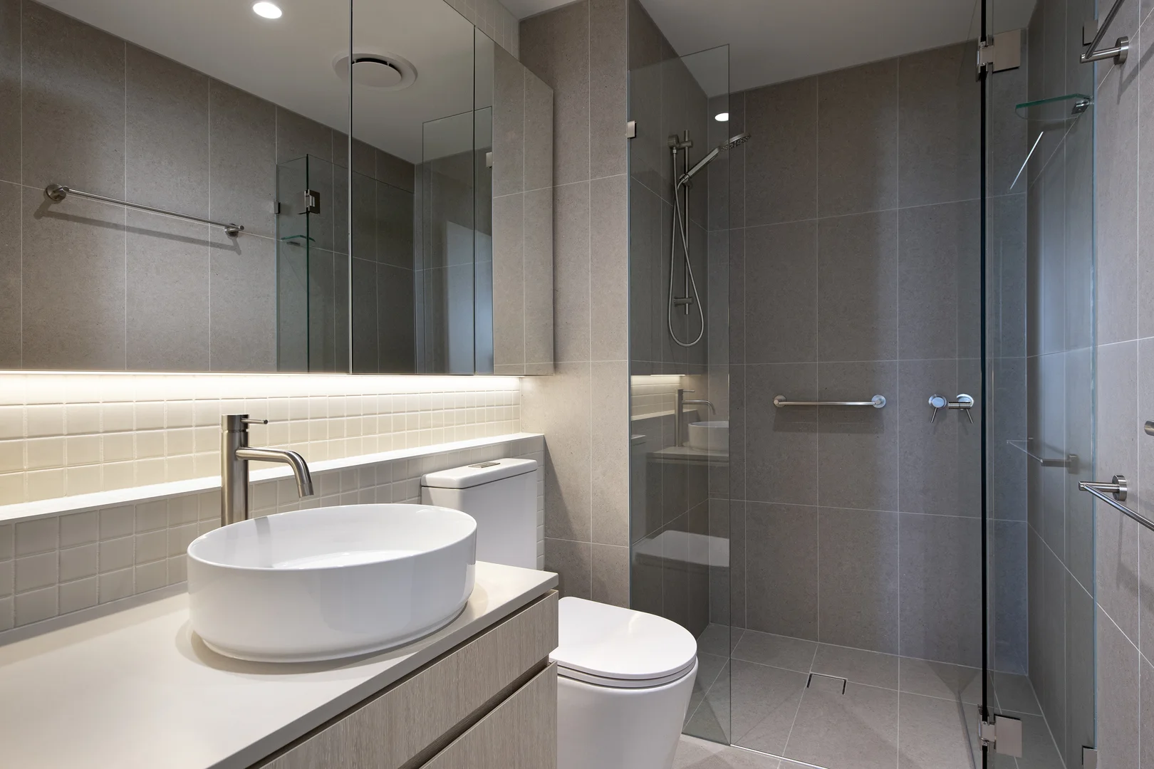 Additional image 12 of 606/7-9 Mermaid Avenue, Mermaid Beach QLD 4218