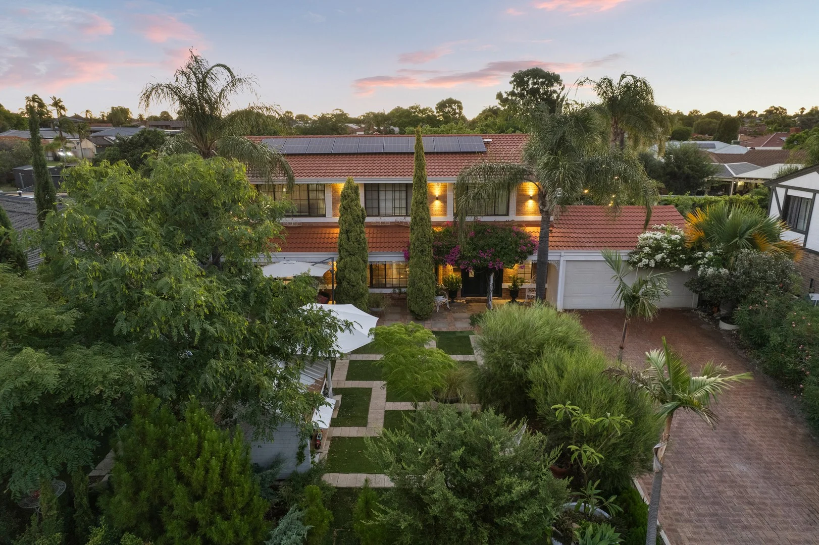 27 Greenpark Road, Alexander Heights WA 6064