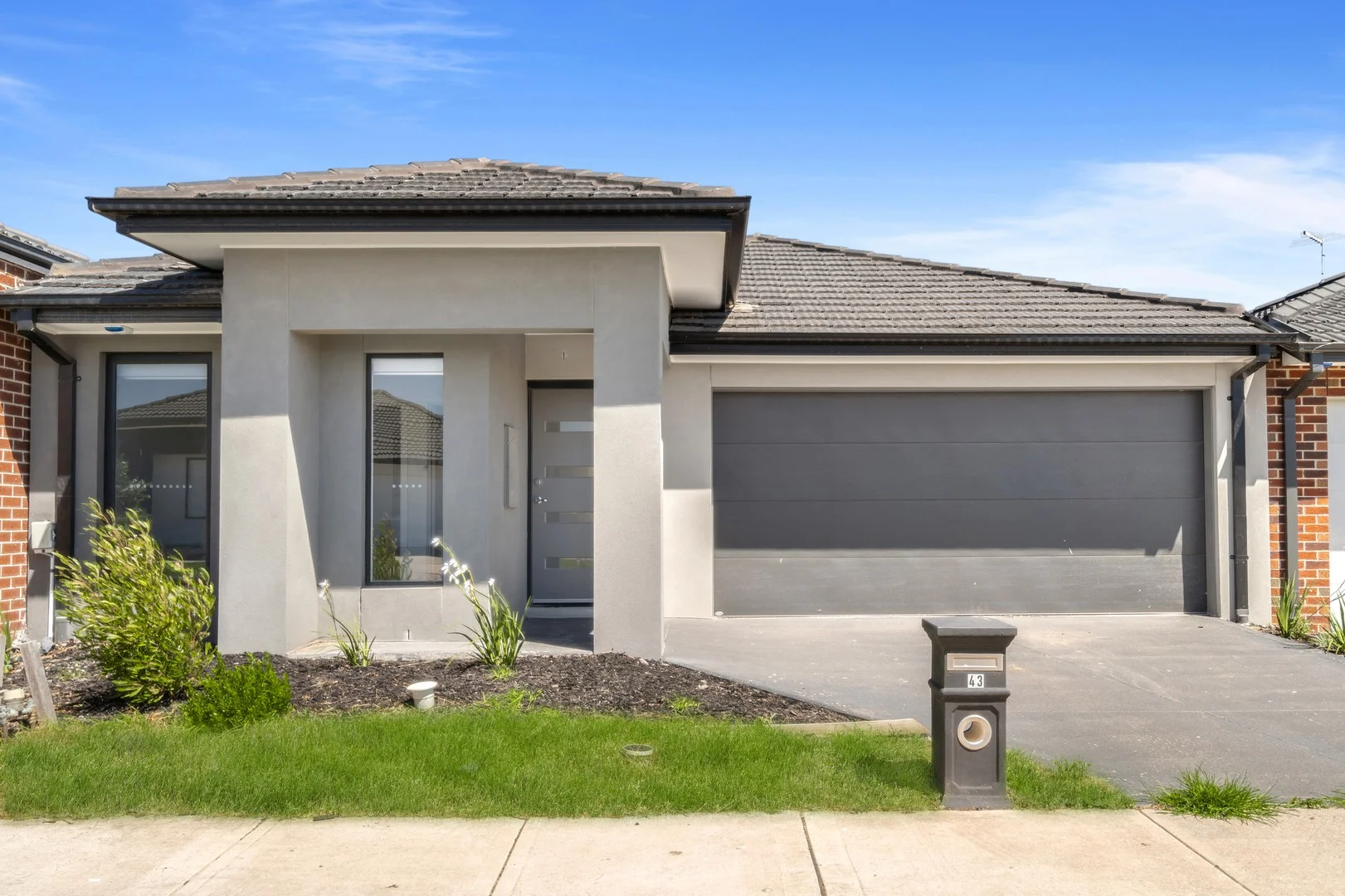 43 Mound Avenue, Donnybrook VIC 3064