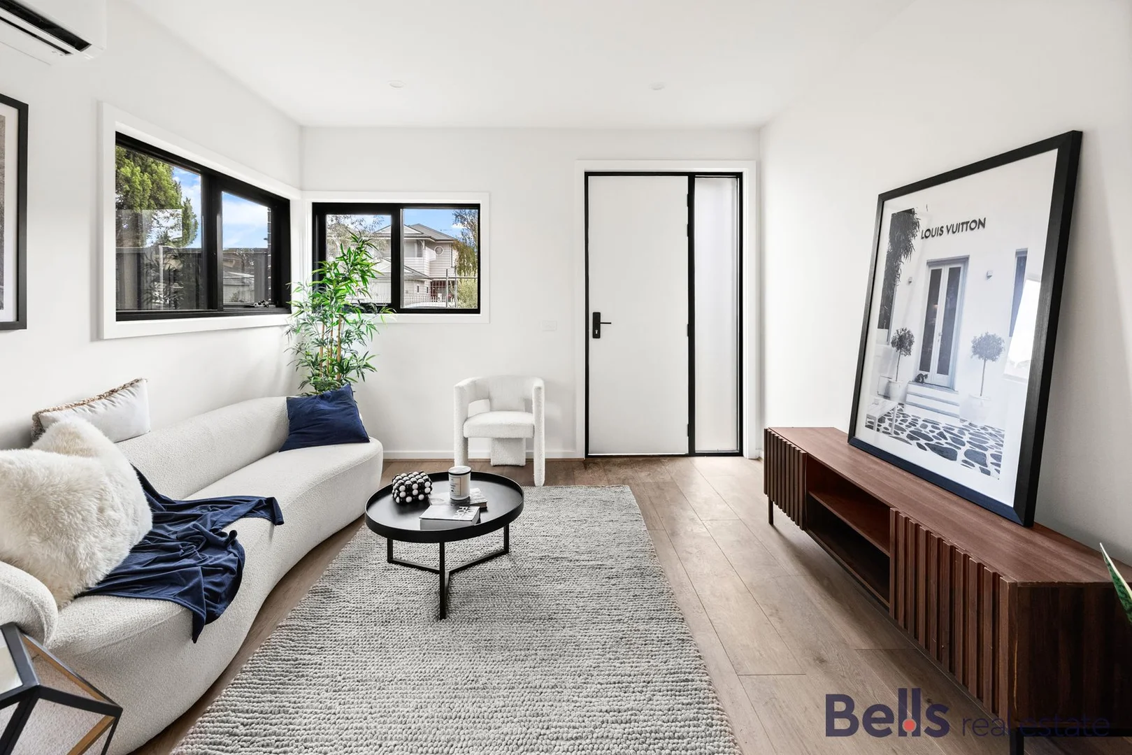 Additional image 8 of 1 & 4/33 Essex Street, Sunshine North VIC 3020