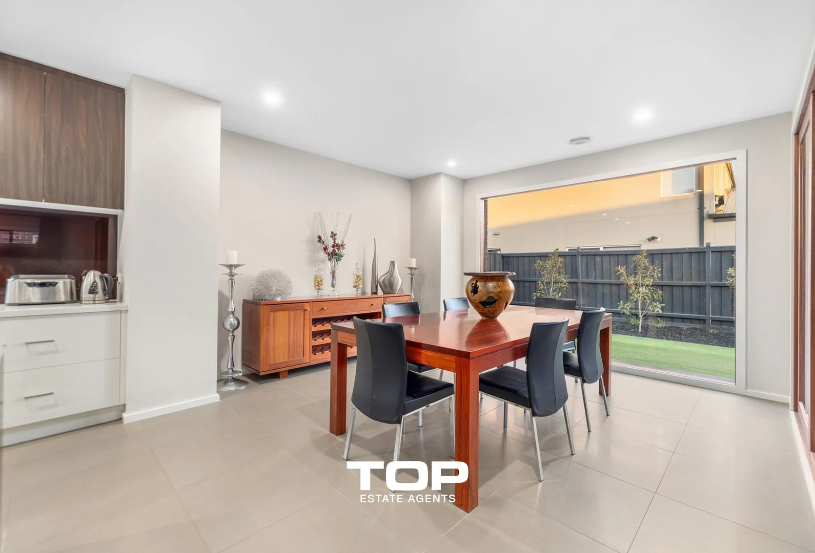 Additional image 10 of 10 Springleaf Avenue, Clyde North VIC 3978