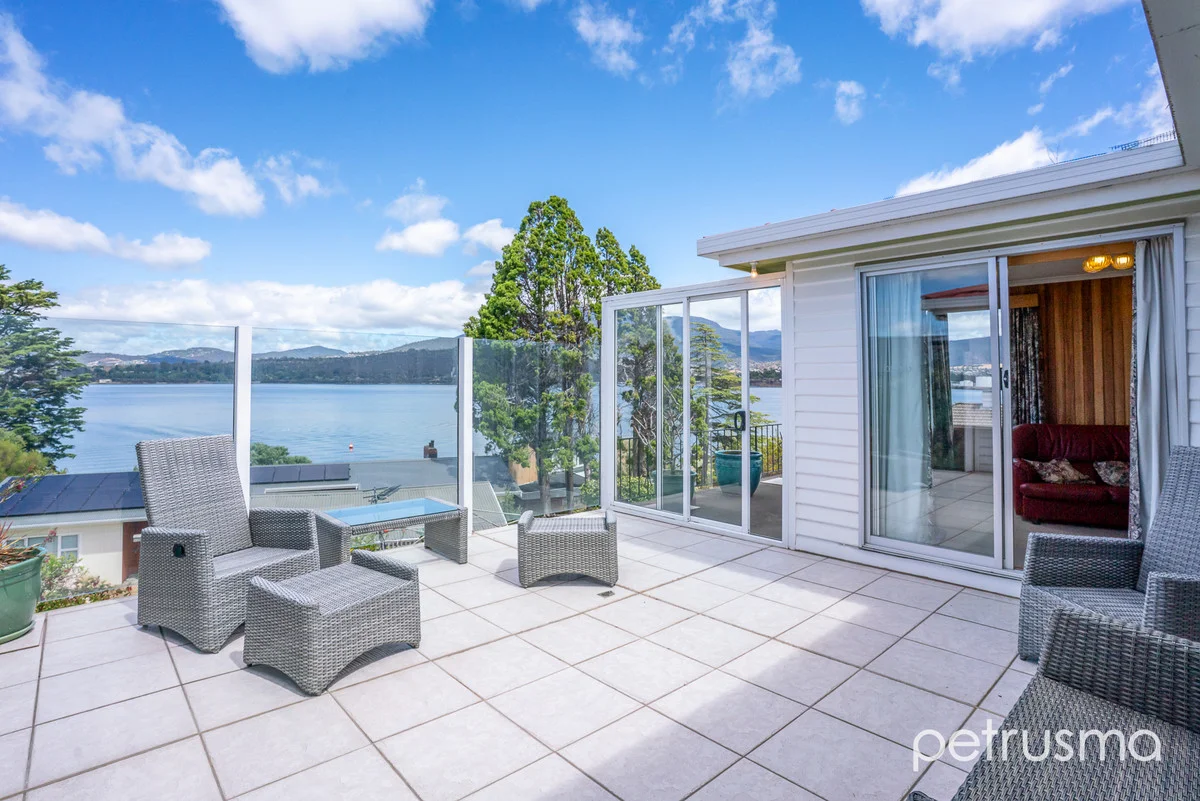 Additional image 15 of 137 Derwent Avenue, Lindisfarne TAS 7015