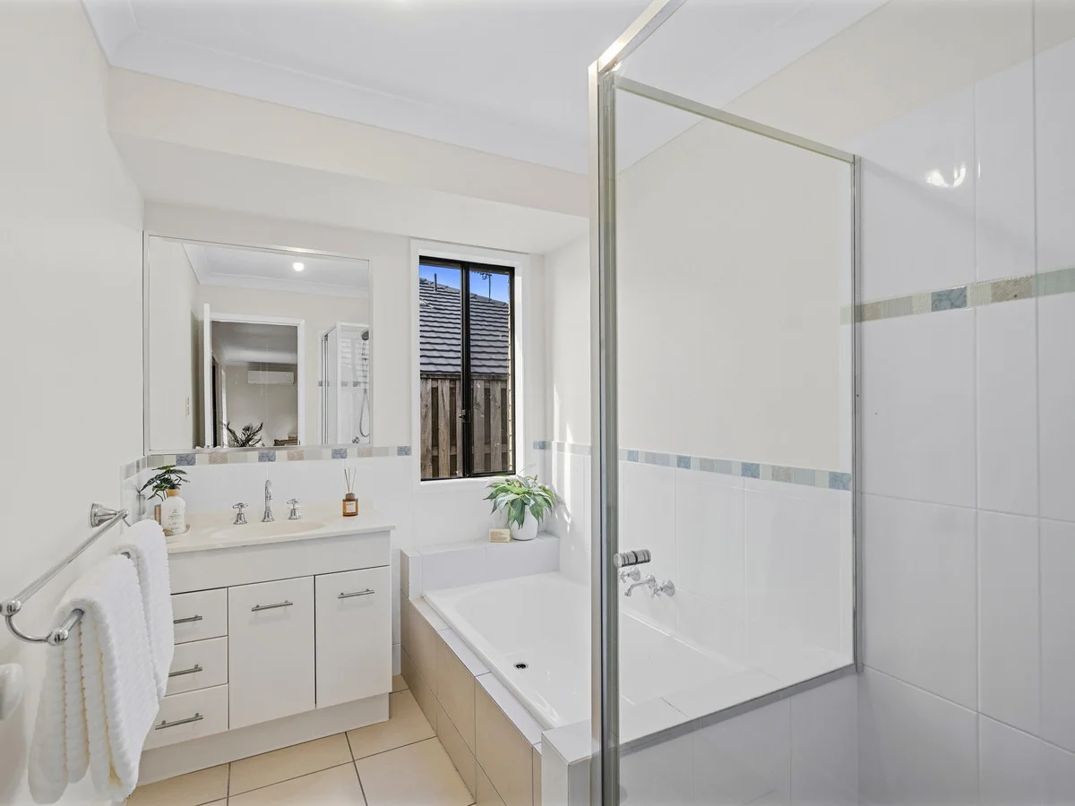 Additional image 14 of 25 Shoalhaven Avenue, Pacific Pines QLD 4211