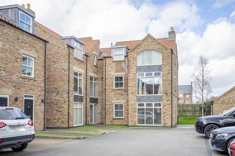 Pulleyn Mews, York YO30