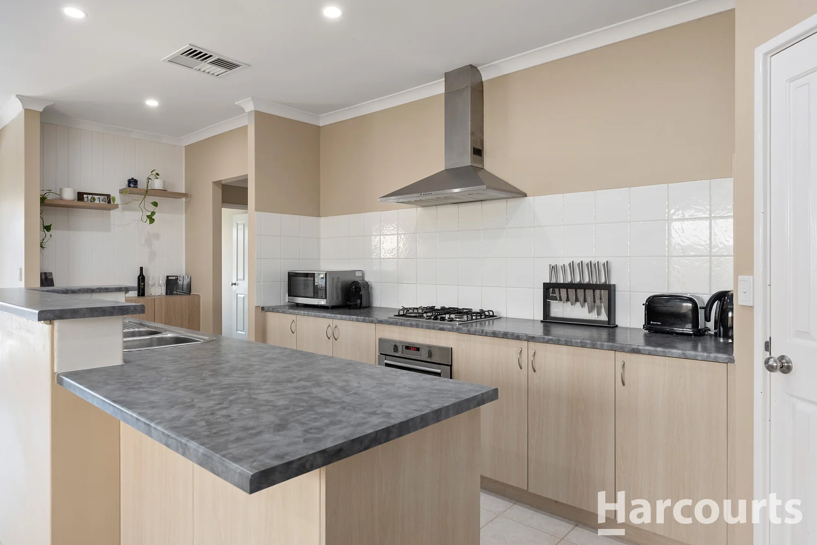 Additional image 8 of 27 Finsbury Drive, Thornlie WA 6108