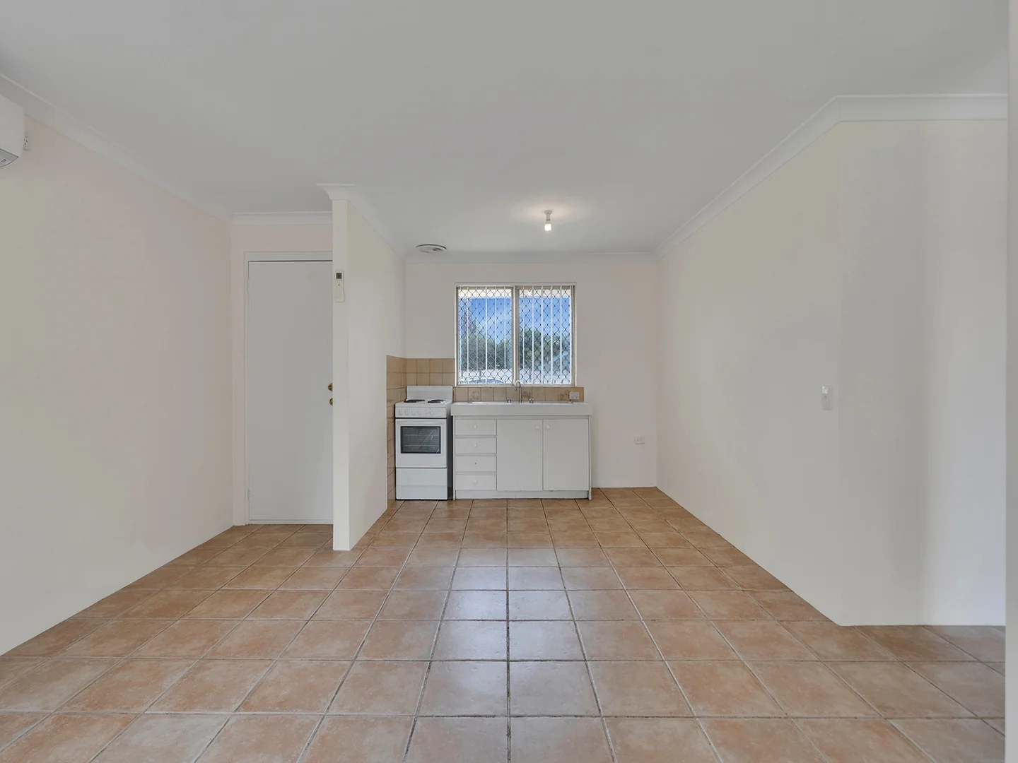 Additional image 4 of 84 Ewart St, Midland WA 6056