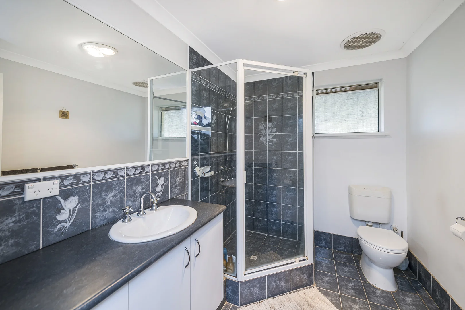 Additional image 11 of 18 Evelyn Place, Bullsbrook WA 6084