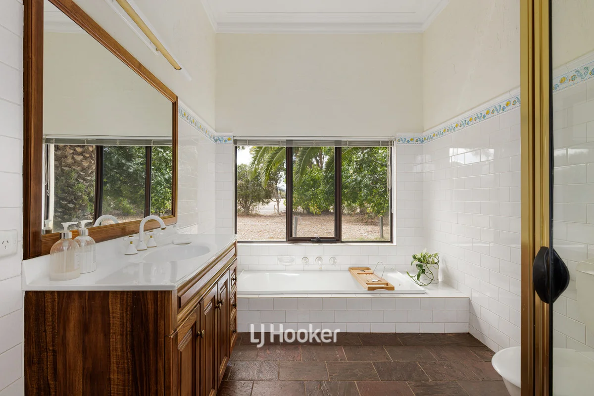 Additional image 19 of 62 Panizza Road, Crooked Brook WA 6236