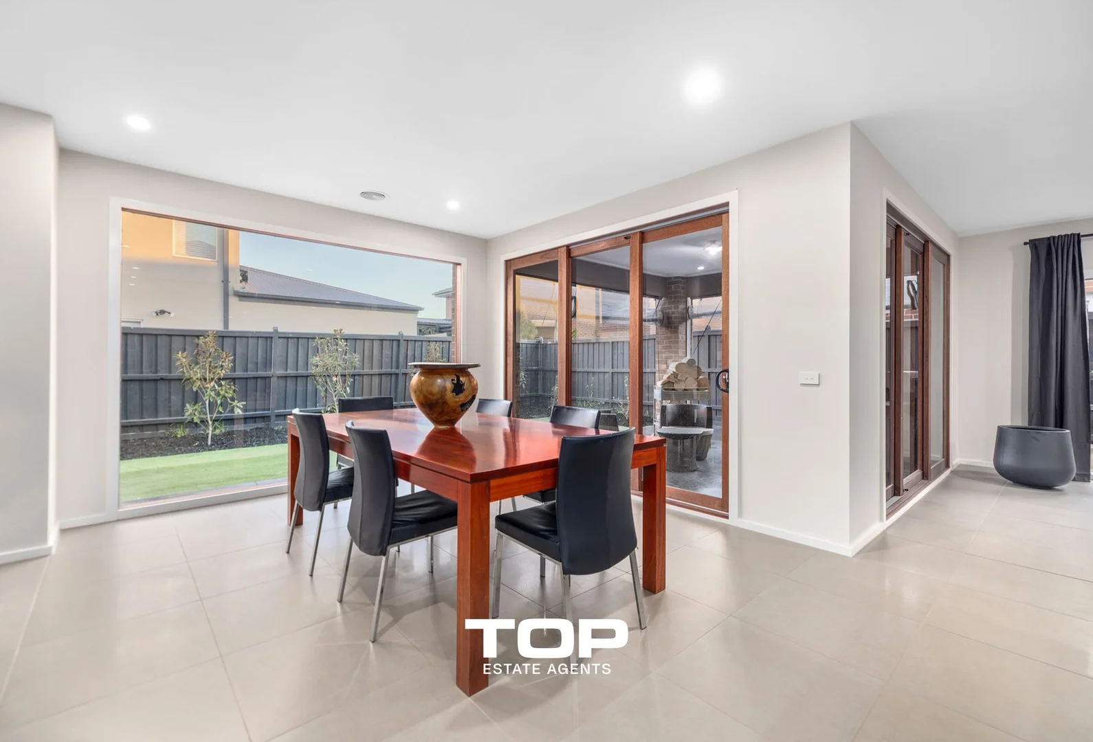 Additional image 11 of 10 Springleaf Avenue, Clyde North VIC 3978