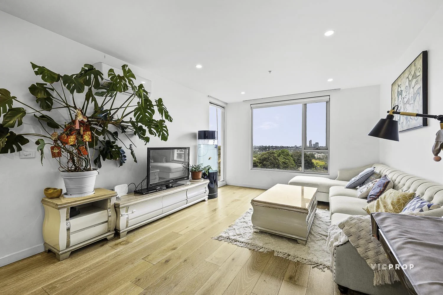 305/88 Tram Road, Doncaster VIC 3108