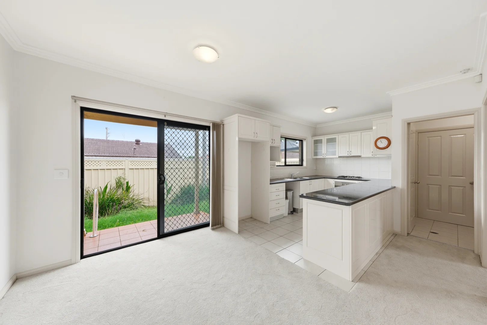 Additional image 5 of 3/4-5 Iona Place, Bass Hill NSW 2197