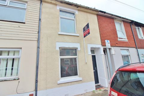 Gruneisen Road, Stamshaw PO2
