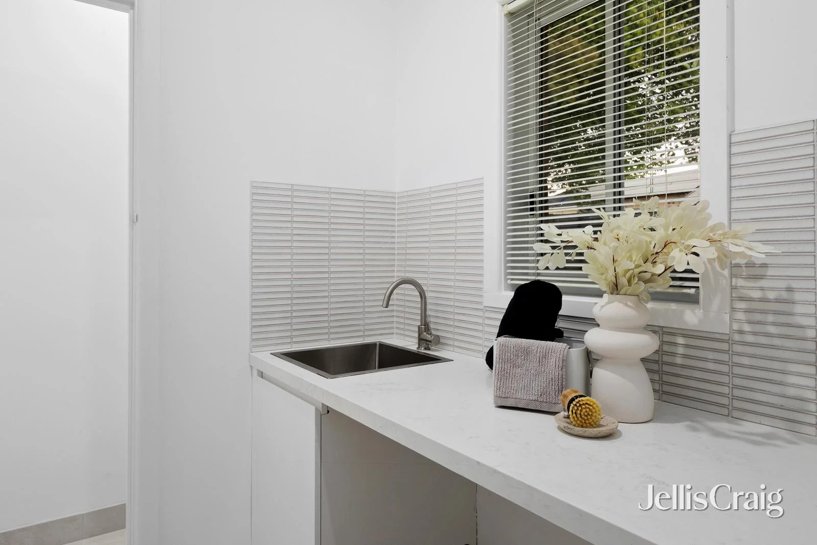 Additional image 11 of 901 Centre Road, Bentleigh East VIC 3165