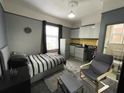 Wilton Avenue, The Polygon, Southampton SO15, Room to rent