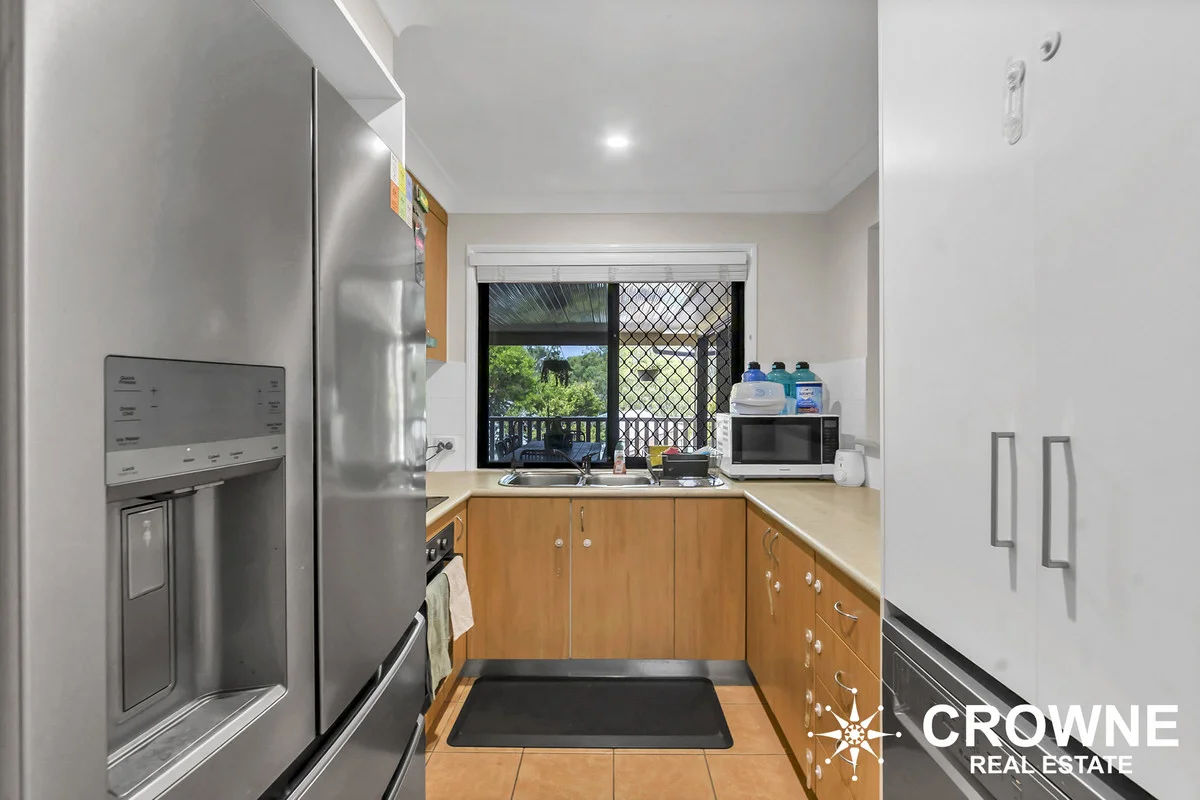 Additional image 8 of 38 Skinner Crescent, Silkstone QLD 4304