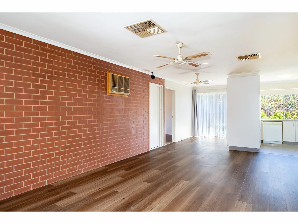 Additional image 3 of 2/7 Graetz Court, Lavington NSW 2641