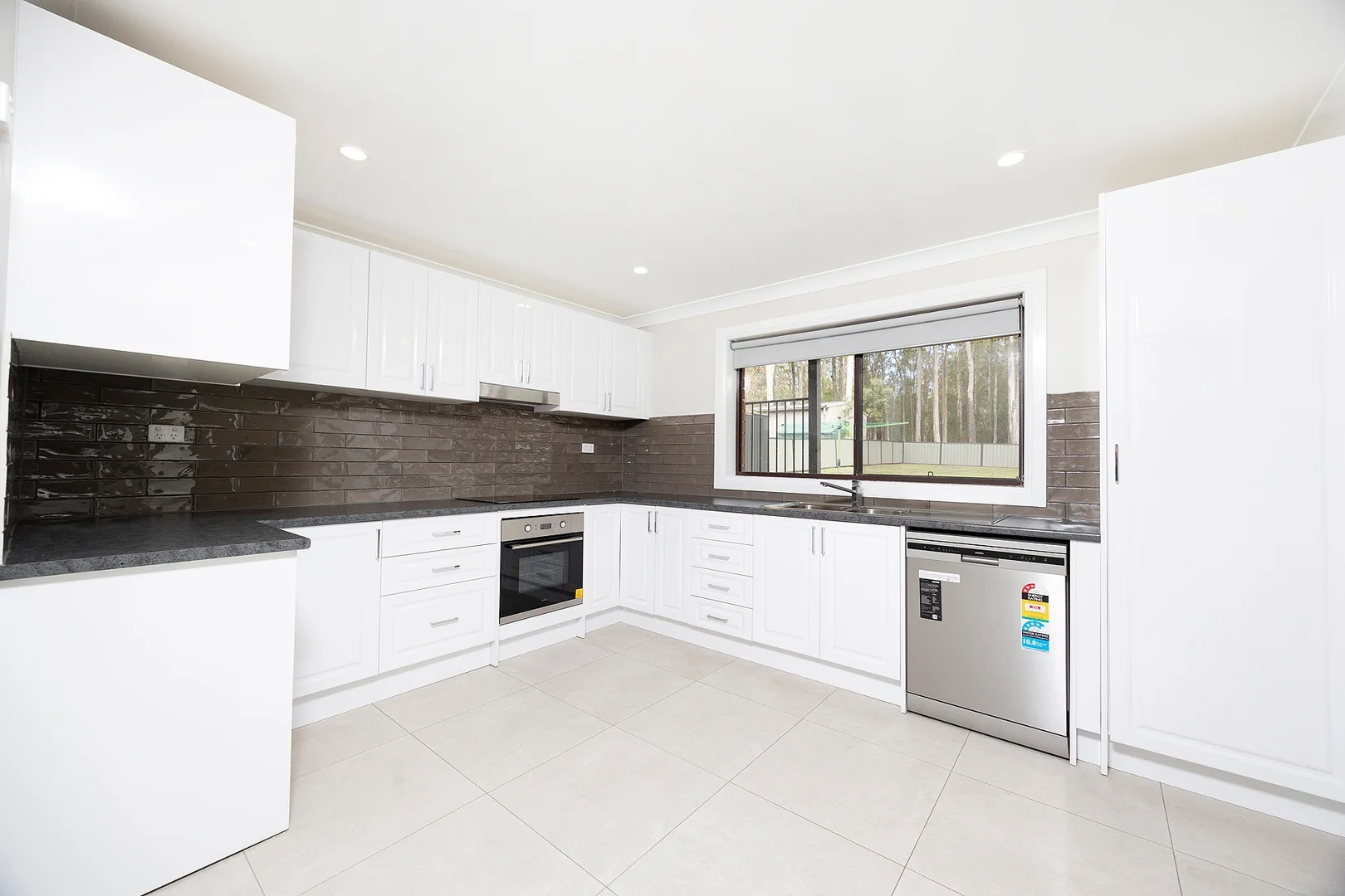 Additional image 2 of 18 Abbott Street, Nabiac NSW 2312